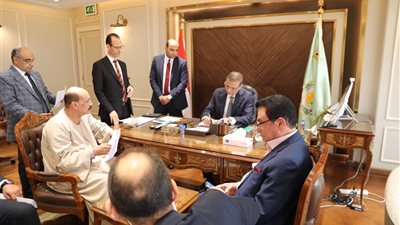 وزير الزراعة يلتقي أعضاء مجلسي النواب والشيوخ لبحث طلبات المواطنين ومشاكل المزارعين