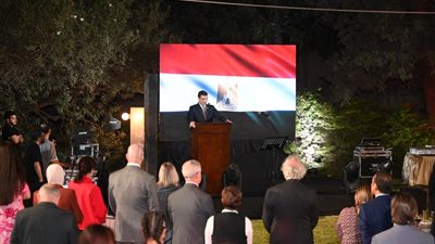 وزير الصناعة يشارك في فعاليات الاحتفال باليوم الوطني لجمهورية التشيك